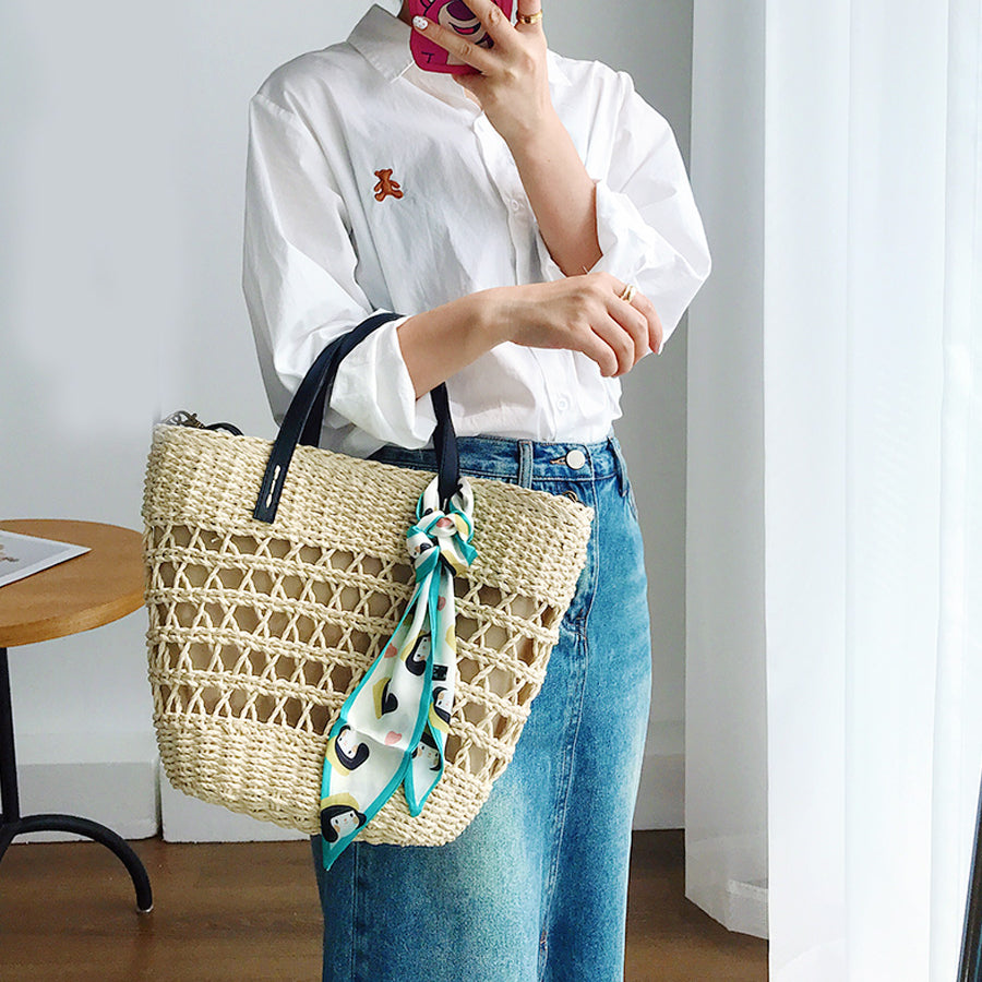 White Summer Straw Bucket Tote with Leather Handle