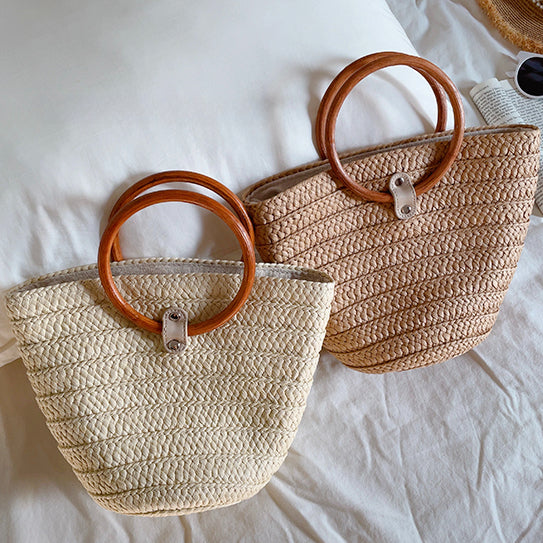 White Straw Bucket Bag with Wood Round Handle