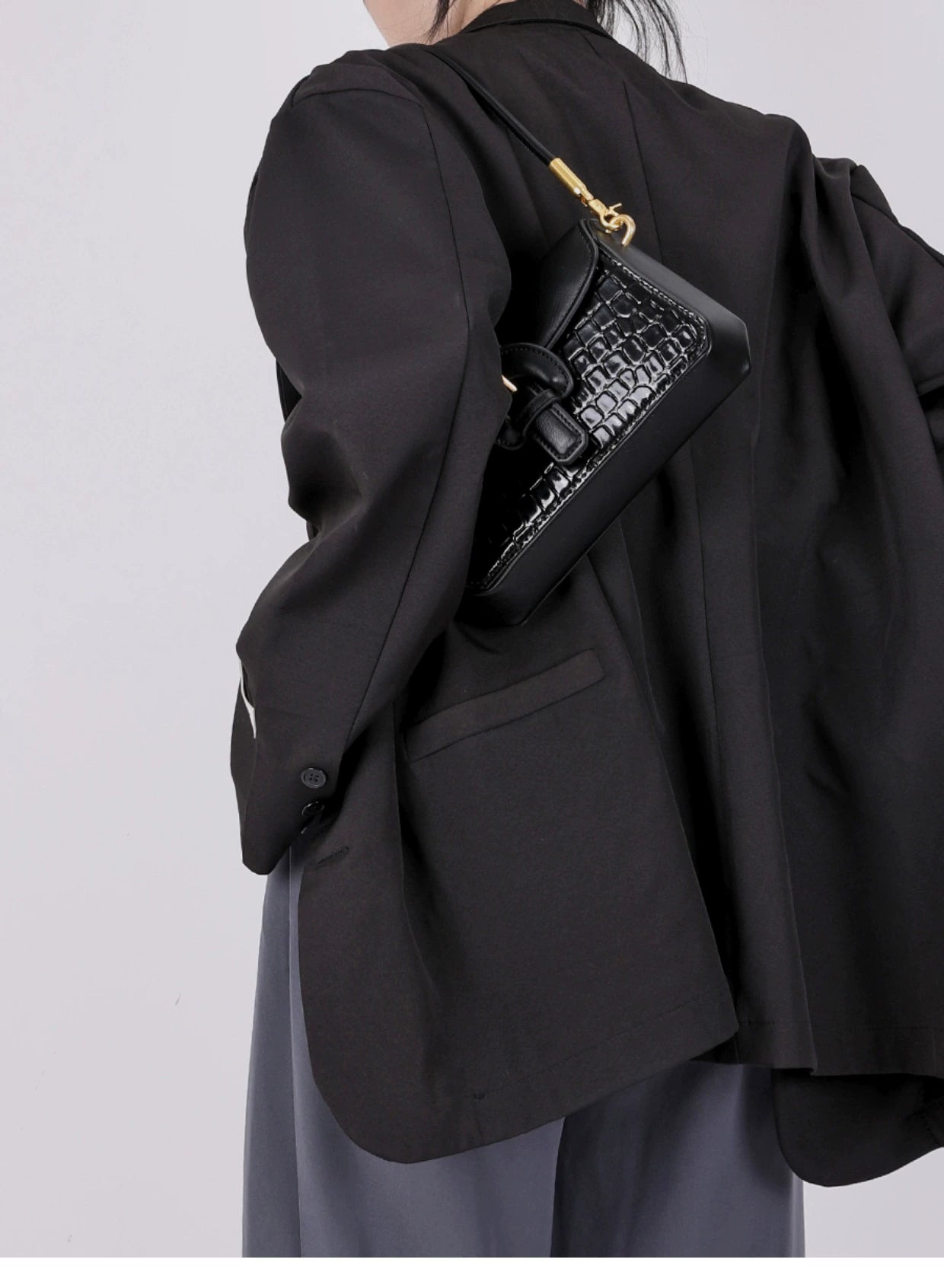 Design Crocodile Flip Baguette Bag in Black