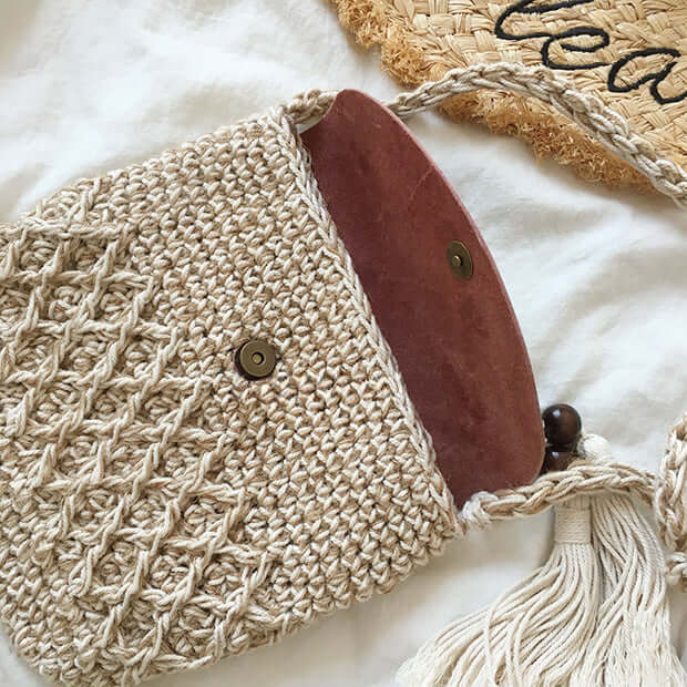 Crochet Cotton Tassel Flip Crossbody Bag White