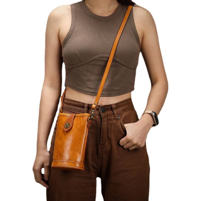 Mobile Phone Bag Vegetable Tanned Oil Wax Cowhide Bucket Small Bag