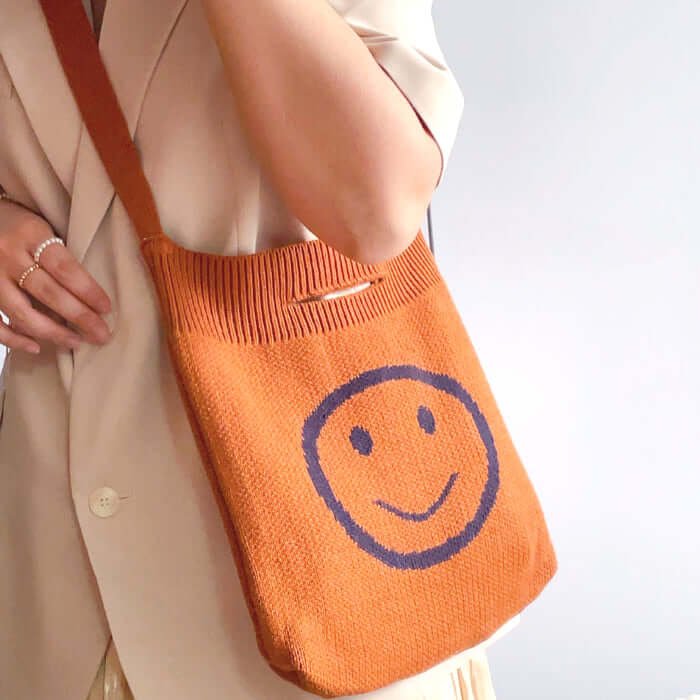 Cute Smiling Face Crochet Crossbody Bag Brown