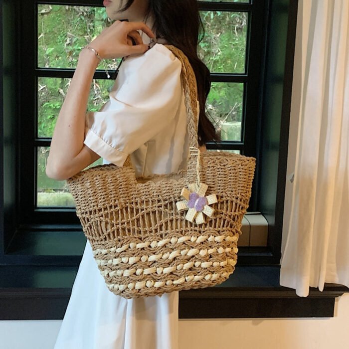 Modern Beach Straw Tote for Summer Brown