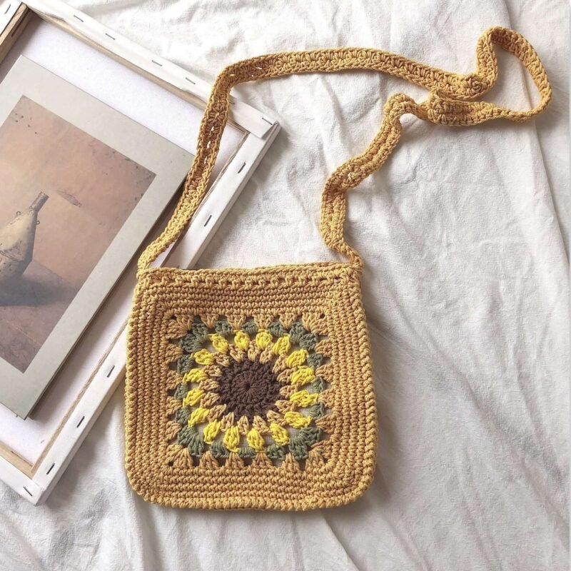 Crochet Sunflower Pattern Crossbody Bag Yellow