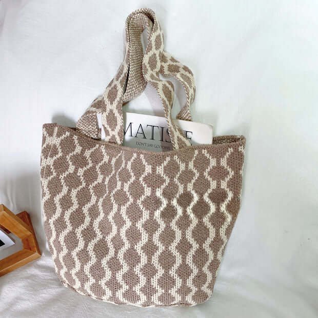 Piebald Spot Pattern Crochet Bag in Beige